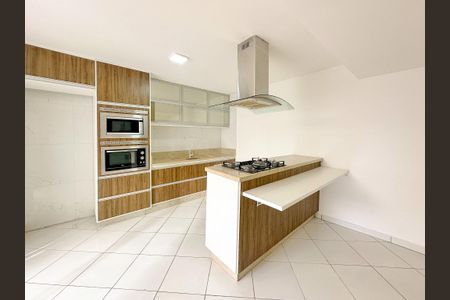 Casa para alugar com 120m², 3 quartos e 1 vagaCozinha