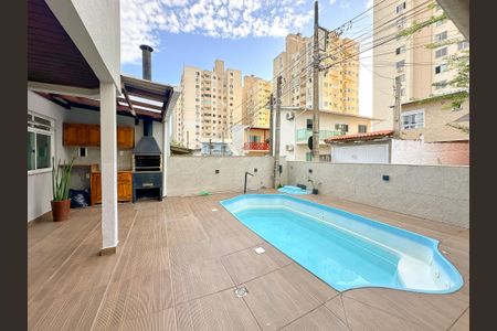 Casa para alugar com 120m², 3 quartos e 1 vagaÁrea externa