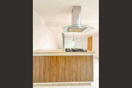 Casa para alugar com 120m², 3 quartos e 1 vagaCozinha