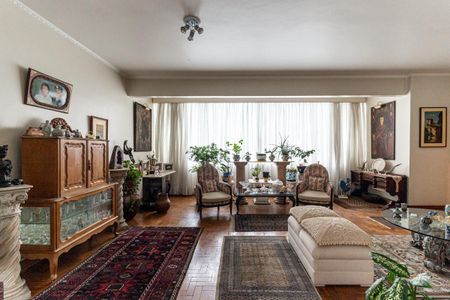 Apartamento à venda com 187m², 3 quartos e 2 vagas Apartamento à venda com 187m², 3 quartos e 2 vagasSala