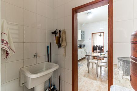 Apartamento à venda com 187m², 3 quartos e 2 vagas Apartamento à venda com 187m², 3 quartos e 2 vagasÁrea de Serviço