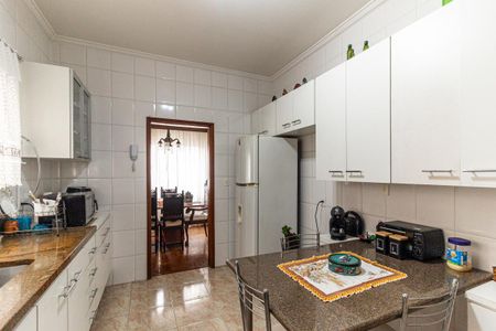 Apartamento à venda com 187m², 3 quartos e 2 vagas Apartamento à venda com 187m², 3 quartos e 2 vagasCozinha