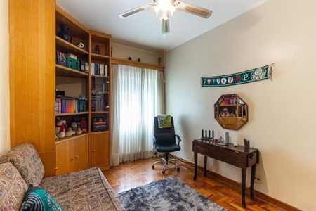 Apartamento à venda com 187m², 3 quartos e 2 vagas Apartamento à venda com 187m², 3 quartos e 2 vagasQuarto 2