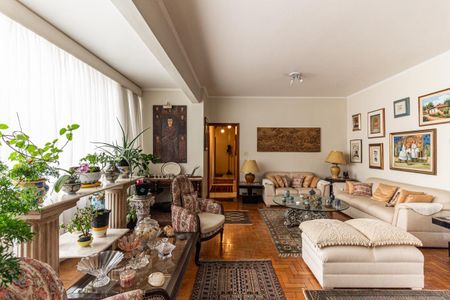 Apartamento à venda com 187m², 3 quartos e 2 vagas Apartamento à venda com 187m², 3 quartos e 2 vagasSala