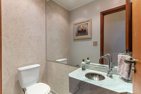 Apartamento à venda com 187m², 3 quartos e 2 vagas Apartamento à venda com 187m², 3 quartos e 2 vagasLavabo