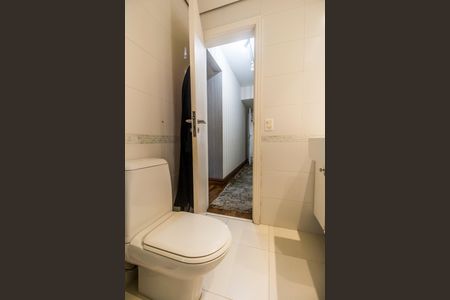 Apartamento à venda com 280m², 3 quartos e 3 vagasBanheiro da Suíte 1