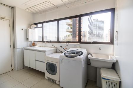 Apartamento à venda com 280m², 3 quartos e 3 vagasÁrea de Serviço