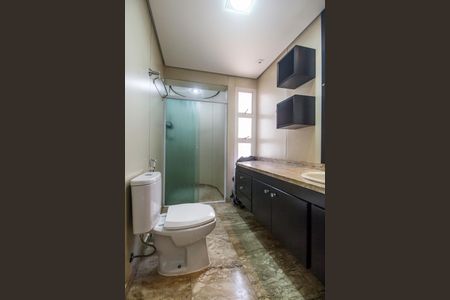 Apartamento à venda com 280m², 3 quartos e 3 vagasBanheiro da Suíte 2