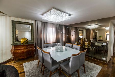 Apartamento à venda com 280m², 3 quartos e 3 vagasSala