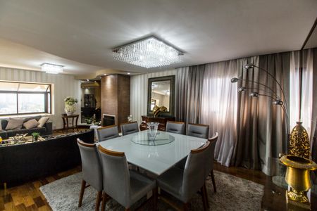 Apartamento à venda com 280m², 3 quartos e 3 vagasSala