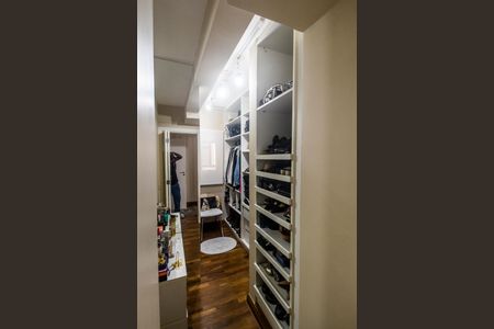 Apartamento à venda com 280m², 3 quartos e 3 vagasCloset da suíte