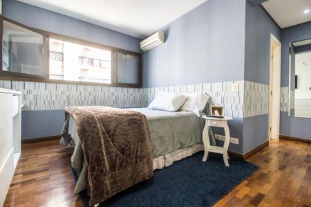 Apartamento à venda com 280m², 3 quartos e 3 vagasSuíte 3