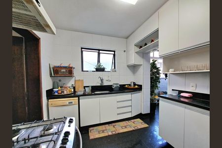 Apartamento à venda com 149m², 3 quartos e 2 vagas Apartamento à venda com 149m², 3 quartos e 2 vagasCozinha