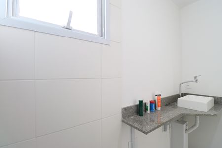 Apartamento à venda com 54m², 2 quartos e 1 vagaBanheiro da Suíte