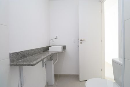 Apartamento à venda com 54m², 2 quartos e 1 vagaBanheiro Social