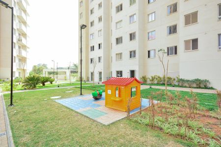 Apartamento para alugar com 34m², 2 quartos e sem vagaÁrea comum - Playground