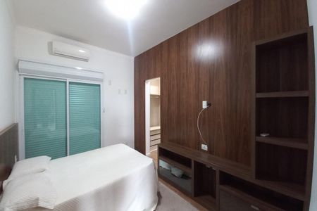 Casa de condomínio à venda com 560m², 5 quartos e 2 vagasSuíte 3