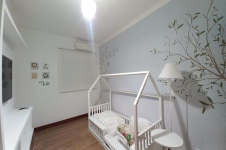 Casa de condomínio à venda com 560m², 5 quartos e 2 vagasSuíte 4