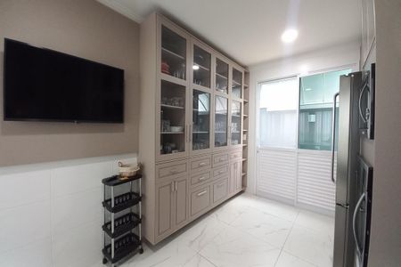 Casa de condomínio à venda com 560m², 5 quartos e 2 vagasCozinha