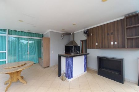 Casa de condomínio à venda com 560m², 5 quartos e 2 vagasÁrea comum - Churrasqueira