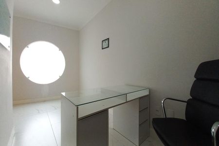 Casa de condomínio à venda com 560m², 5 quartos e 2 vagasEscritório