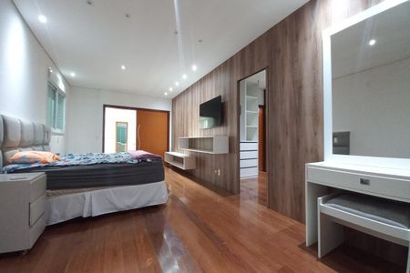 Casa de condomínio à venda com 560m², 5 quartos e 2 vagasSuíte 5