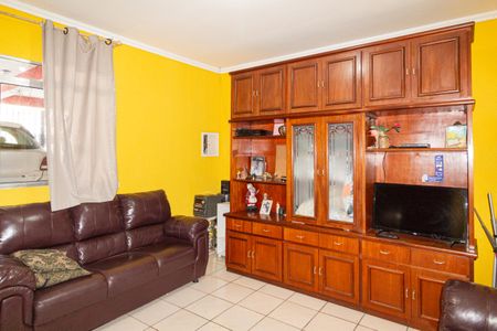 Sala de casa para alugar com 3 quartos, 300m² em Vila Veloso, Carapicuíba