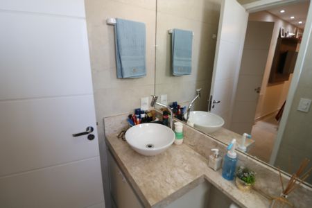 Apartamento à venda com 54m², 2 quartos e 1 vagaBanheiro da Suíte