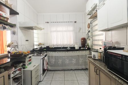 Casa à venda com 814m², 7 quartos e 7 vagasCasa 1 - Cozinha 