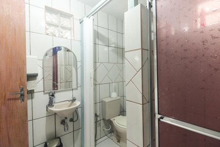 Casa à venda com 814m², 7 quartos e 7 vagasSalão - Banheiro 1