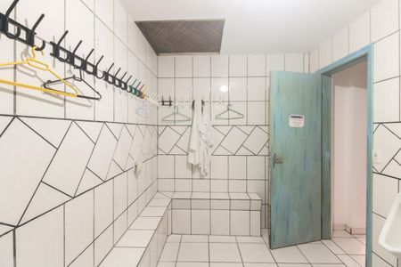 Casa à venda com 814m², 7 quartos e 7 vagasSalão - Banheiro 2