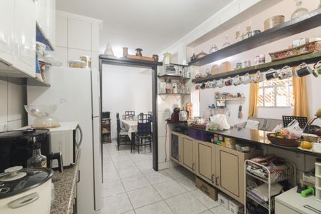 Casa à venda com 814m², 7 quartos e 7 vagasCasa 1 - Cozinha 