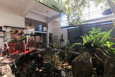 Casa à venda com 814m², 7 quartos e 7 vagasQuintal e Jardim 