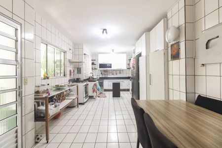 Casa à venda com 814m², 7 quartos e 7 vagasCasa 2 - Cozinha 