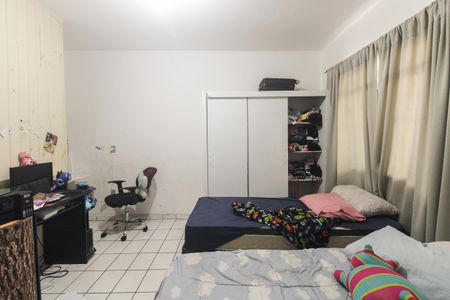 Casa à venda com 814m², 7 quartos e 7 vagasCasa 2 - Suíte 1