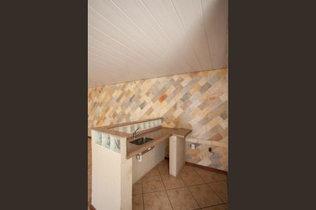 Casa à venda com 351m², 4 quartos e 2 vagas Casa à venda com 351m², 4 quartos e 2 vagasTerraço