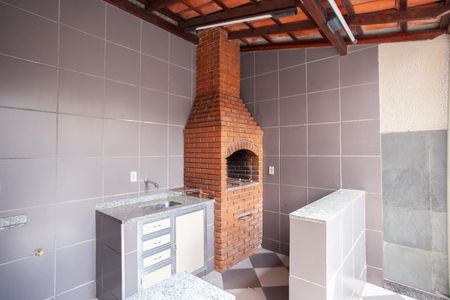 Casa à venda com 351m², 4 quartos e 2 vagas Casa à venda com 351m², 4 quartos e 2 vagasEspaço Gourmet