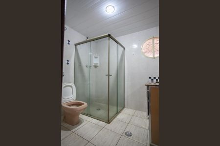 Casa à venda com 351m², 4 quartos e 2 vagas Casa à venda com 351m², 4 quartos e 2 vagasBanheiro Social