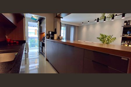 Apartamento para alugar com 93m², 2 quartos e 1 vagaCozinha