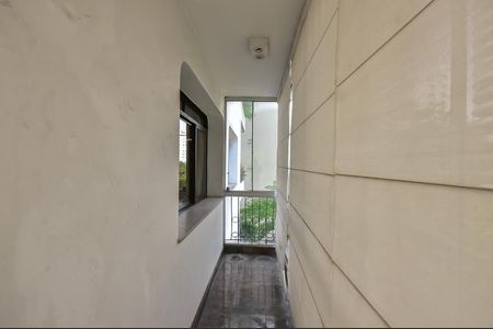 Apartamento à venda com 251m², 3 quartos e 4 vagasVaranda