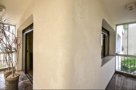 Apartamento à venda com 251m², 3 quartos e 4 vagasVaranda