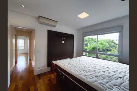 Apartamento à venda com 160m², 3 quartos e 2 vagasSuíte 3