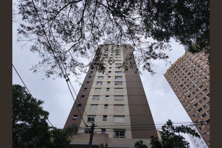 Apartamento à venda com 160m², 3 quartos e 2 vagasFachada + Plaquinha
