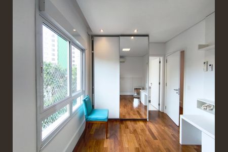 Apartamento à venda com 160m², 3 quartos e 2 vagasSuíte 2