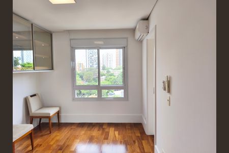 Apartamento à venda com 160m², 3 quartos e 2 vagasSuíte 1