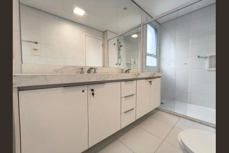 Apartamento à venda com 160m², 3 quartos e 2 vagasBanheiro da Suíte 3