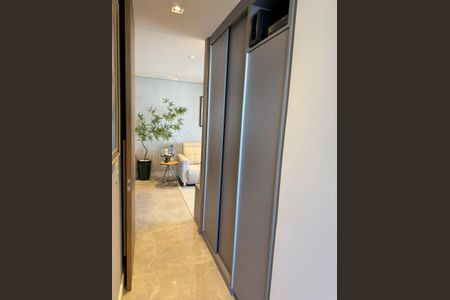 Apartamento à venda com 85m², 2 quartos e 2 vagasCorredor