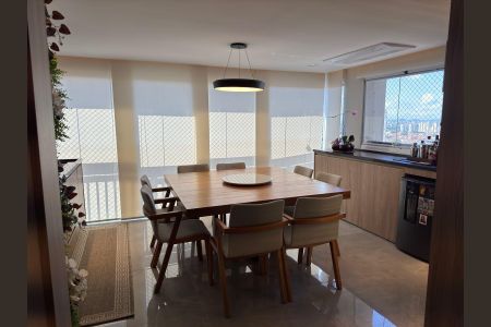 Apartamento à venda com 85m², 2 quartos e 2 vagasVaranda