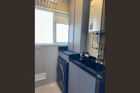 Apartamento à venda com 85m², 2 quartos e 2 vagasÁrea de Serviço