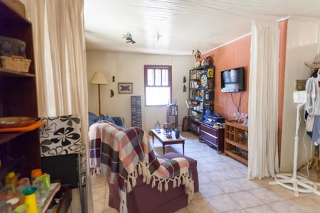 Sala  de casa de condomínio à venda com 3 quartos, 90m² em Casa Branca, Brumadinho